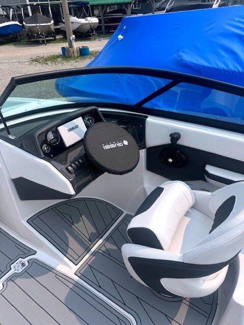 2025 MONTEREY M22 BOAT SHOW PRICES NOW!