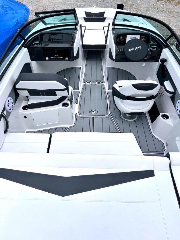 2025 MONTEREY M20 BOAT SHOW PRICES NOW!