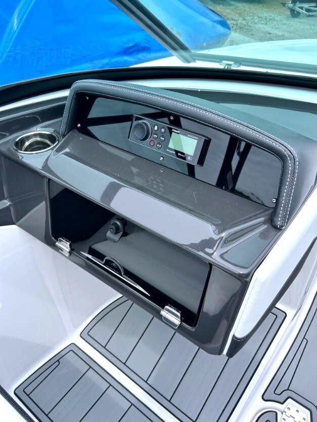 2025 MONTEREY M20 BOAT SHOW PRICES NOW!