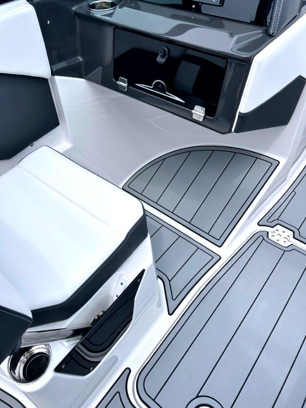 2025 MONTEREY M20 BOAT SHOW PRICES NOW!