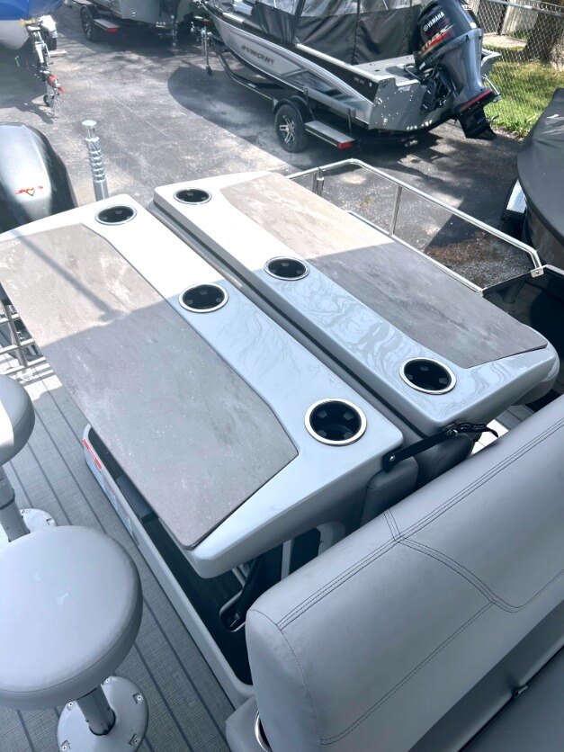 2023 STARCRAFT CX 23 DL BAR BUILT IN BAR, W/175HP YAMAHA BOAT SHOW PRICES NOW!