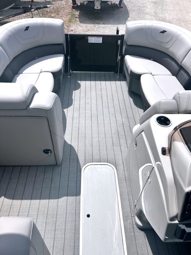 2023 STARCRAFT CX 23 DL BAR BUILT IN BAR, W/175HP YAMAHA BOAT SHOW PRICES NOW!