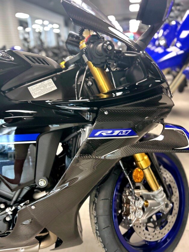 2025 YAMAHA YZF R1M YEAR END SALES EVENT!