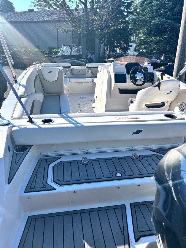 2023 STARCRAFT SVX 231 W/175HP YAMAHA