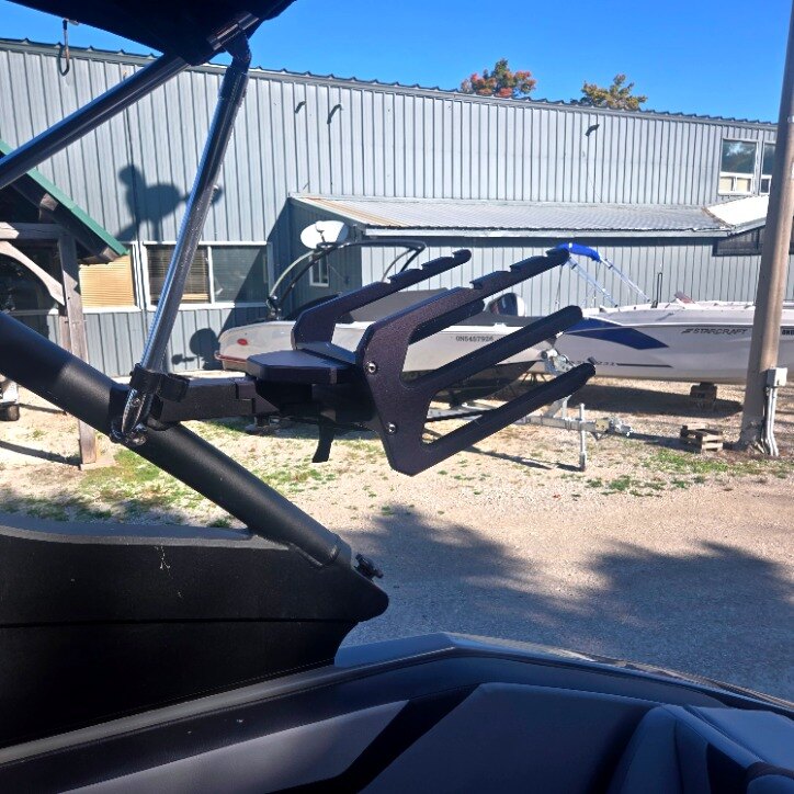 2025 YAMAHA 222XD DEMO ONLY 11 HRS!