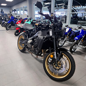 2026 Yamaha XSR900 Raven Black