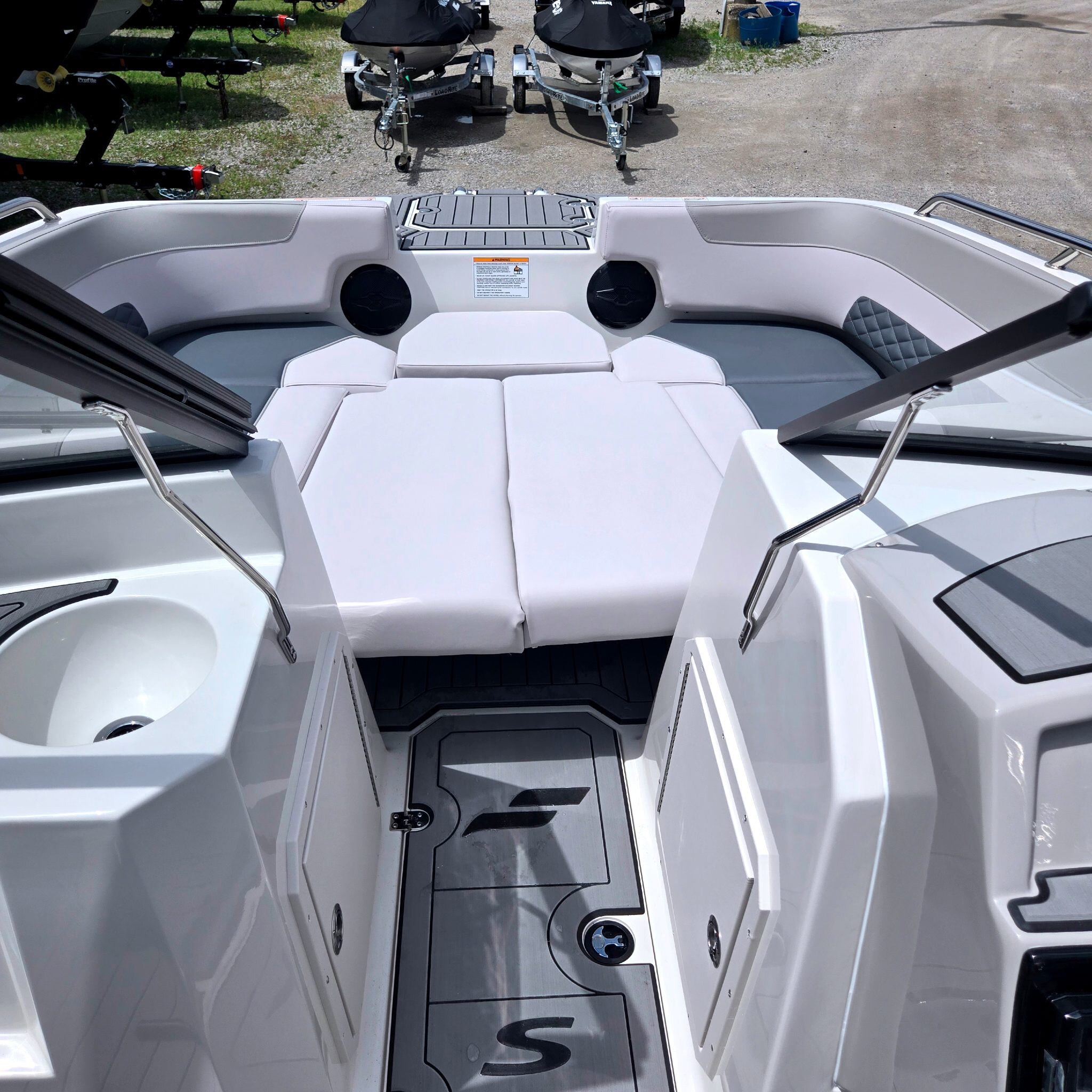 2026 STARCRAFT SVX 190 OB WITH YAMAHA 150HP & MATCHING TRAILER