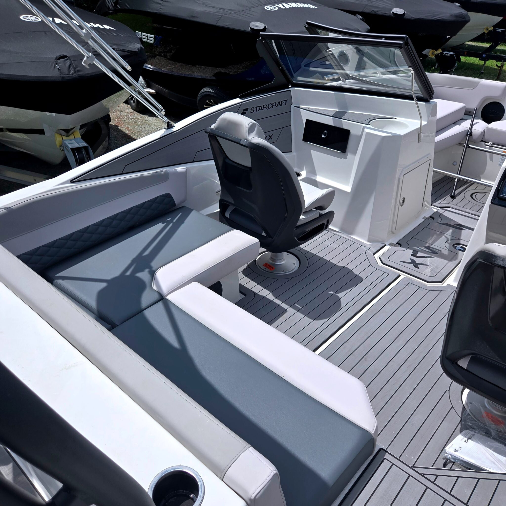 2026 STARCRAFT SVX 190 OB WITH YAMAHA 150HP & MATCHING TRAILER