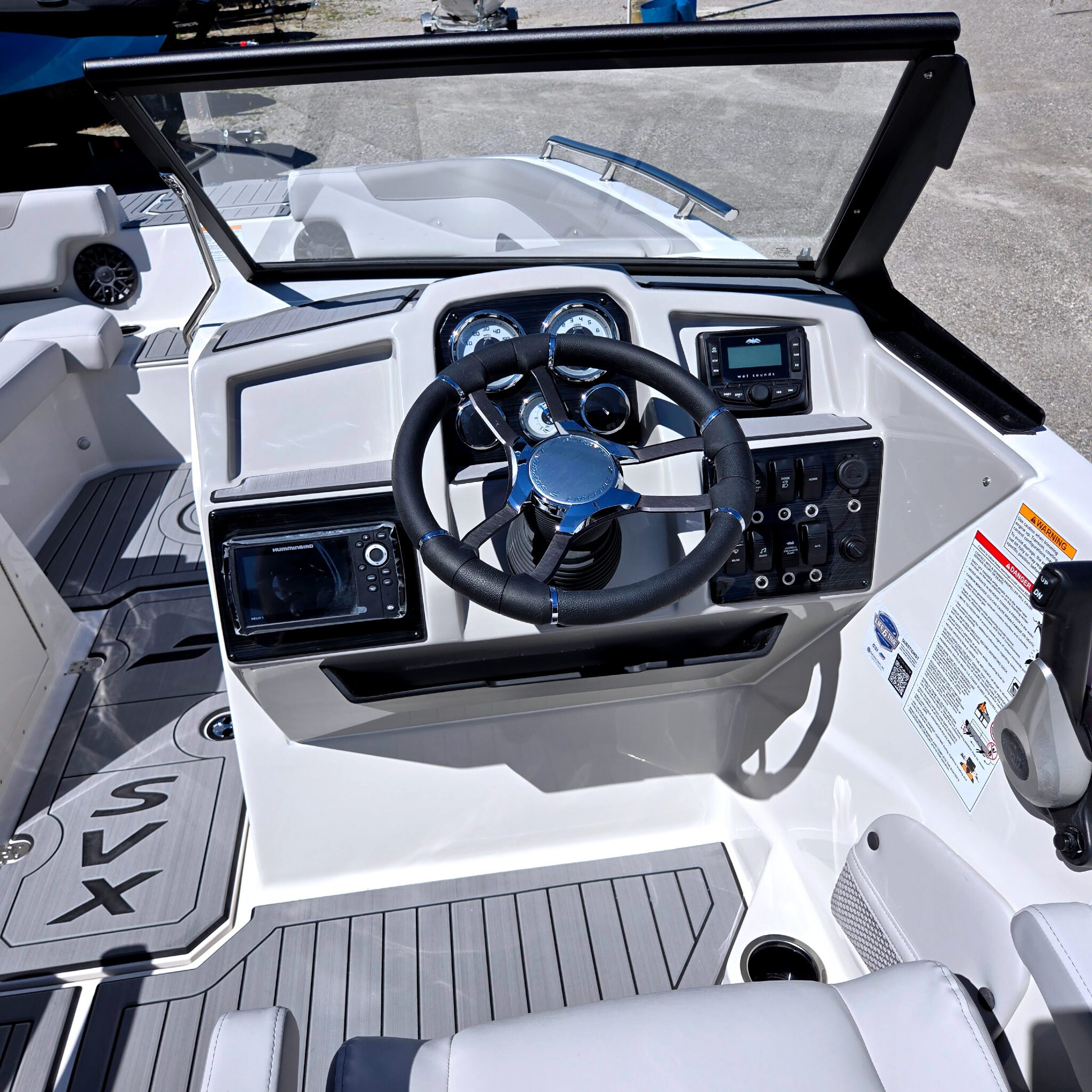 2027 STARCRAFT SVX 190 OB