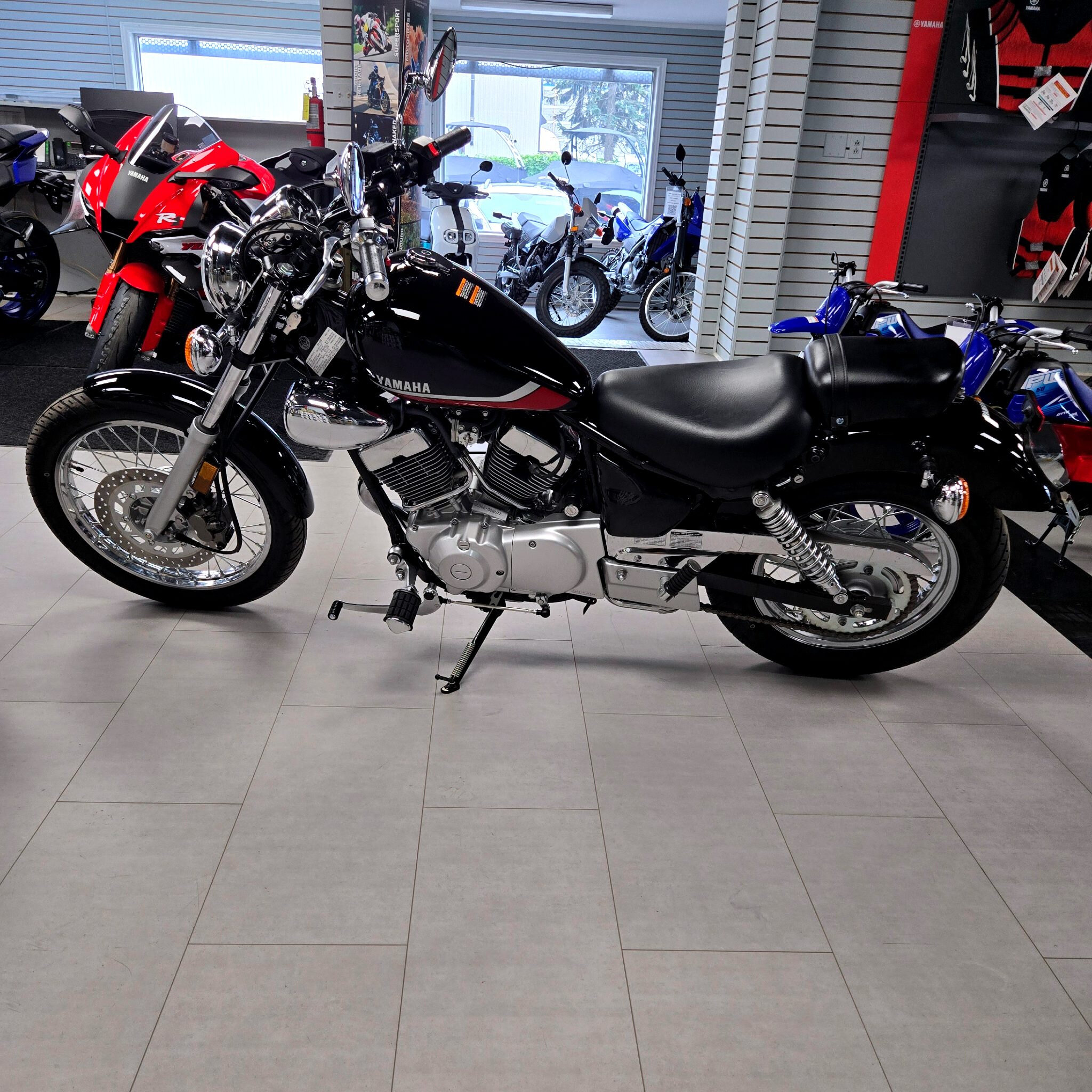 2025 YAMAHA V STAR 250