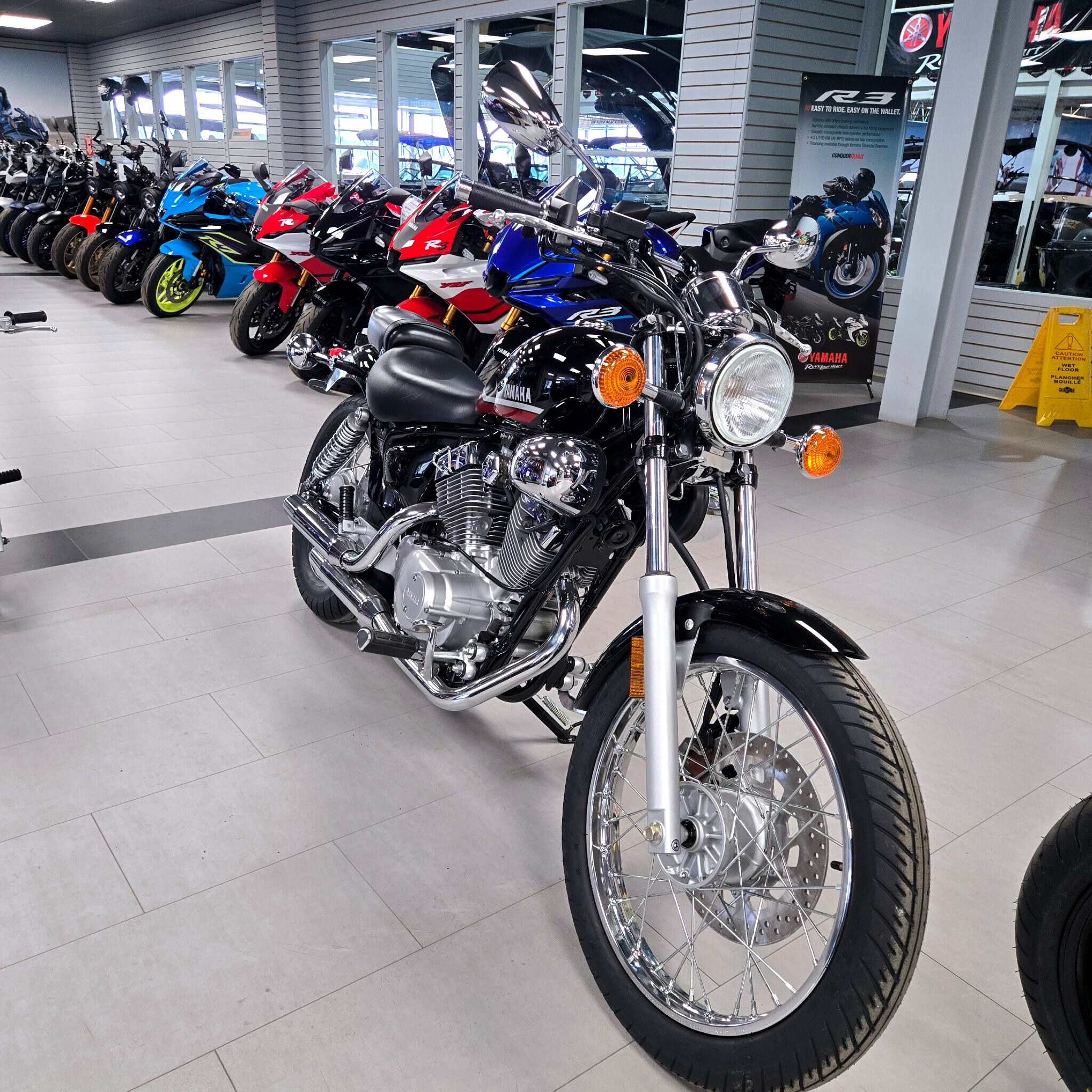 2025 YAMAHA V STAR 250