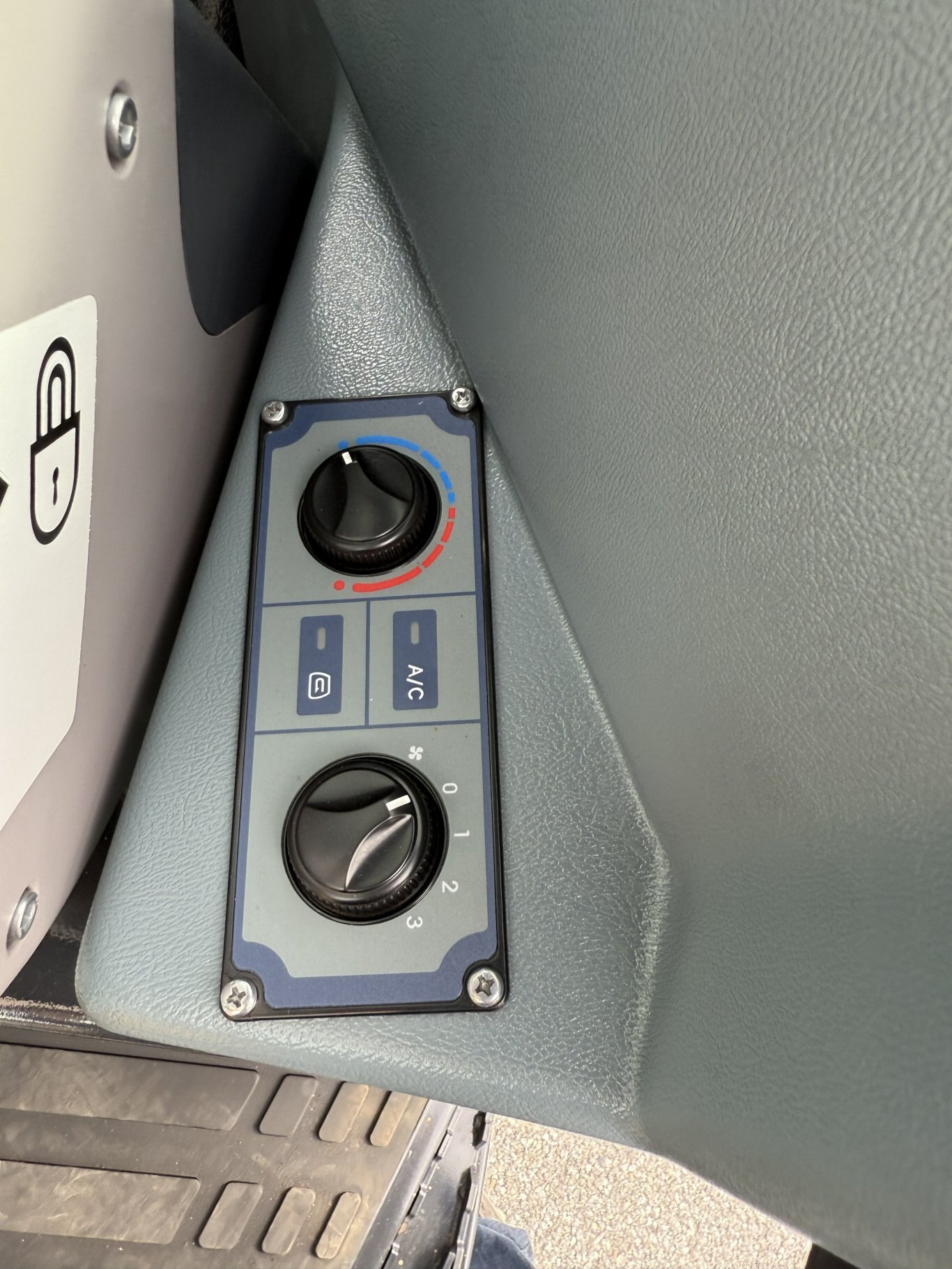 Pelle mécanique 3.5 tonne Yuchai U35 Démo