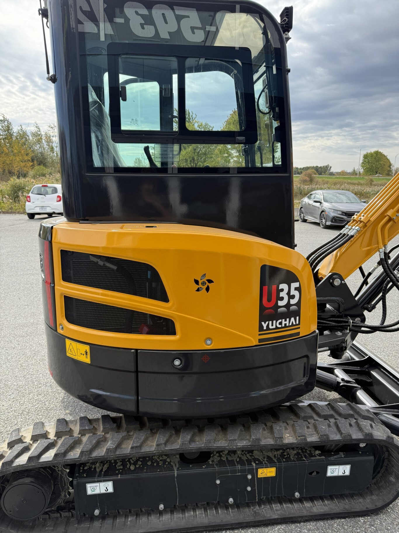 Pelle mécanique 3.5 tonne Yuchai U35 Démo