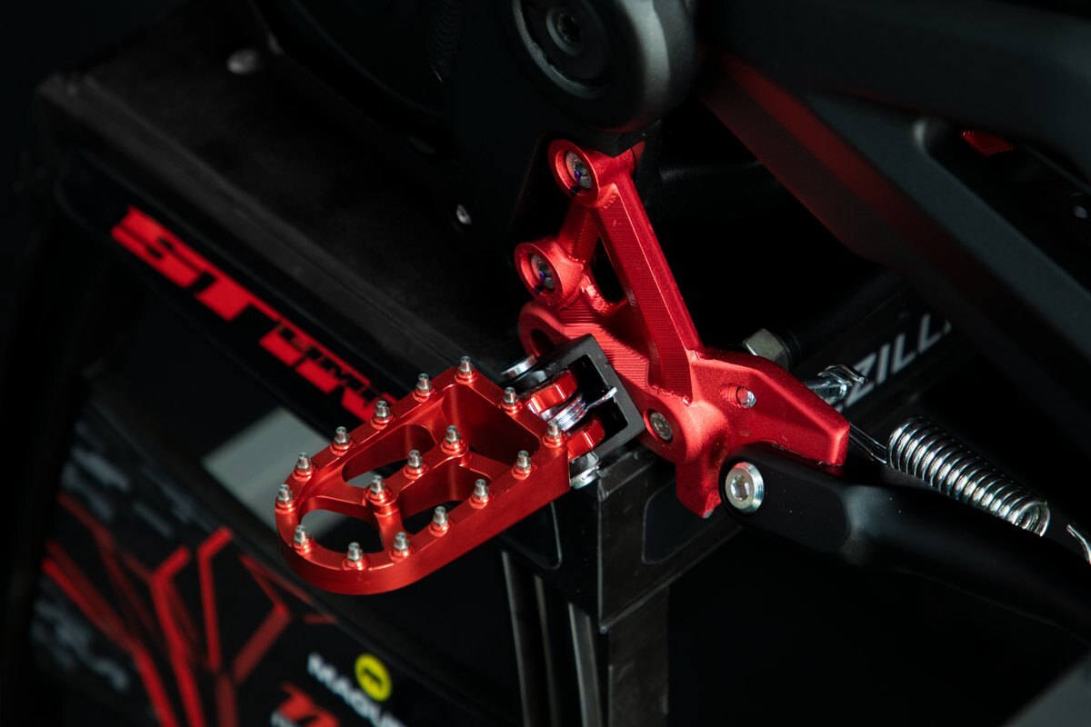 2025 TALARIA STING R MX4 EVO & EXPERT Red