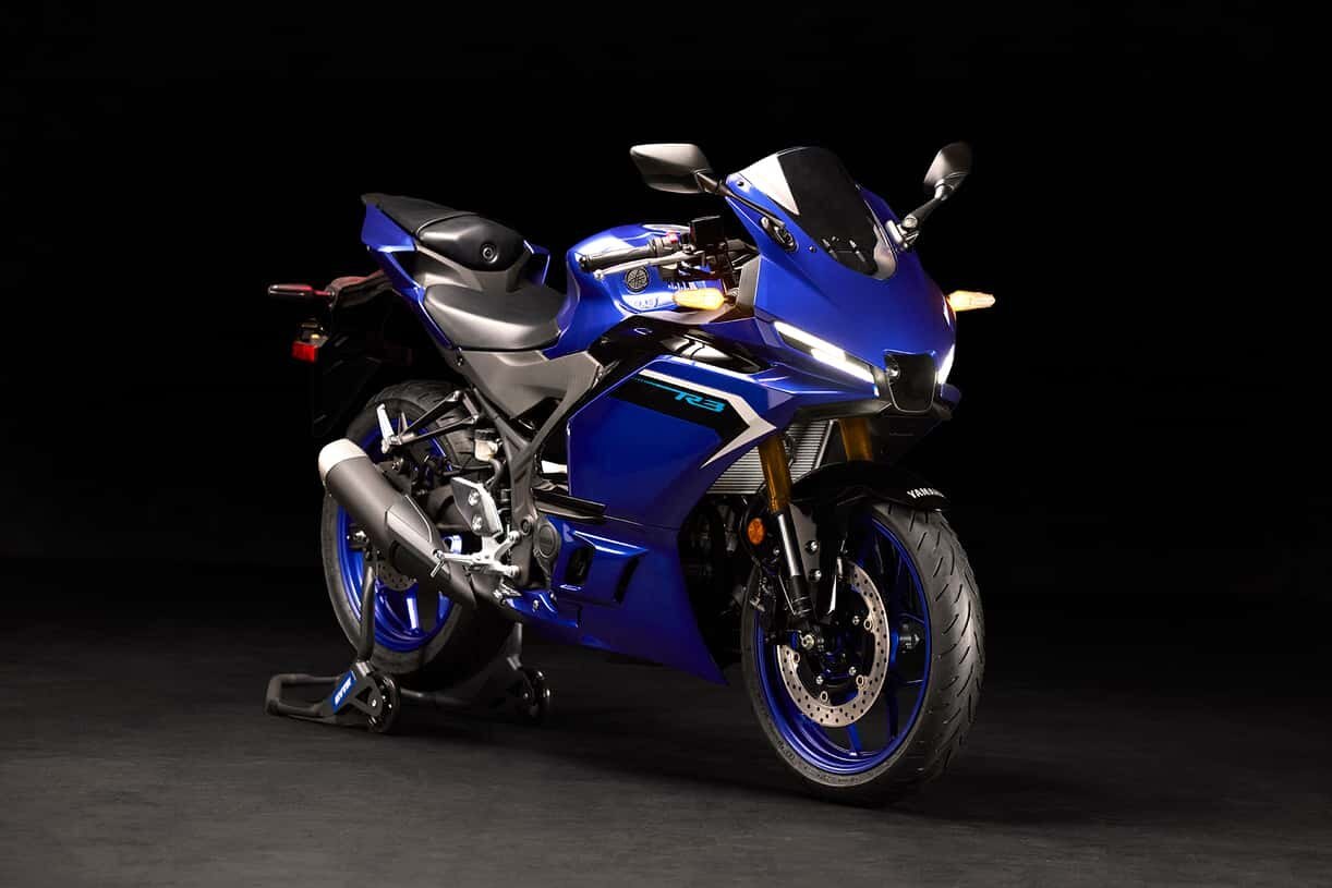 Yamaha YZF R3 2025 Blanc lunaire/Bleu nébuleux