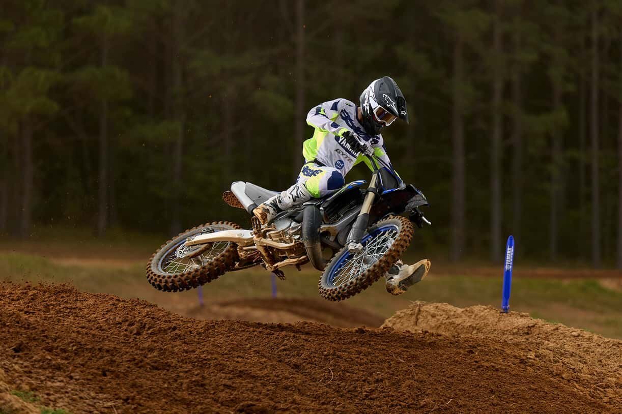 Yamaha YZ250 2027 « Monster Energy Yamaha Racing Edition »