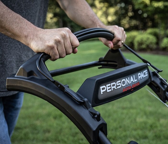 Toro 21” (53 cm) Personal Pace® SMARTSTOW® Super Recycler® Mower (21565)