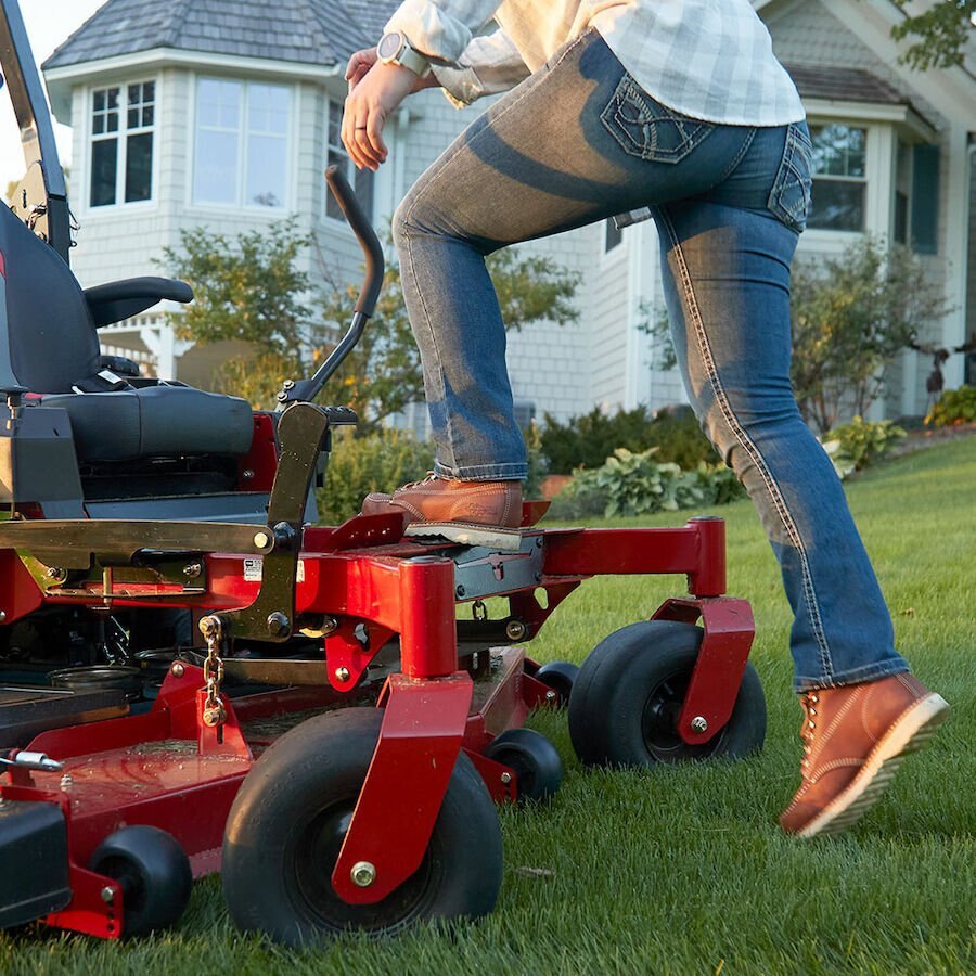 Toro 60 (152 cm) TITAN® MAX Zero Turn Mower (76601)