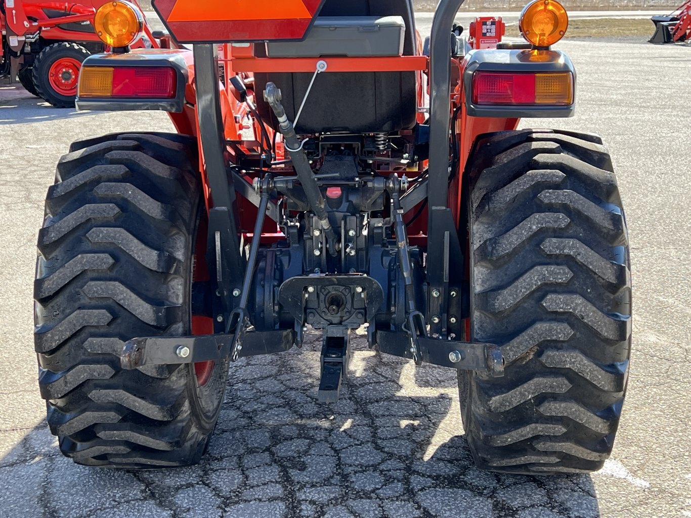 2018 KUBOTA L3901 with Loader