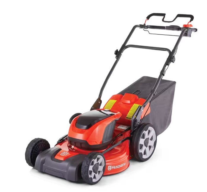 2023 Husqvarna 2x40V Self Propelled Lawn Mower (967 82 05 02)