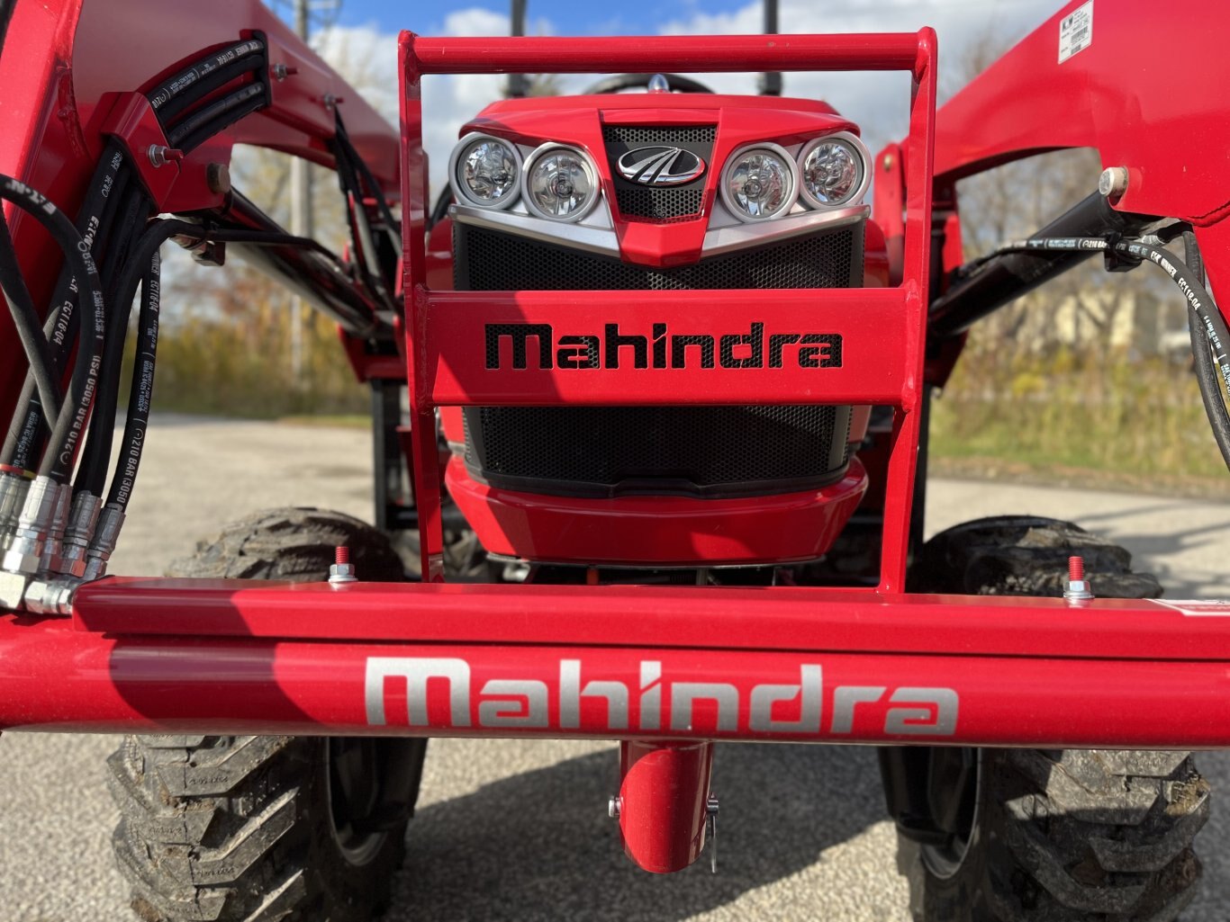 2023 Mahindra Max 26 XLT HST 4WD Tractor Compact with Loader