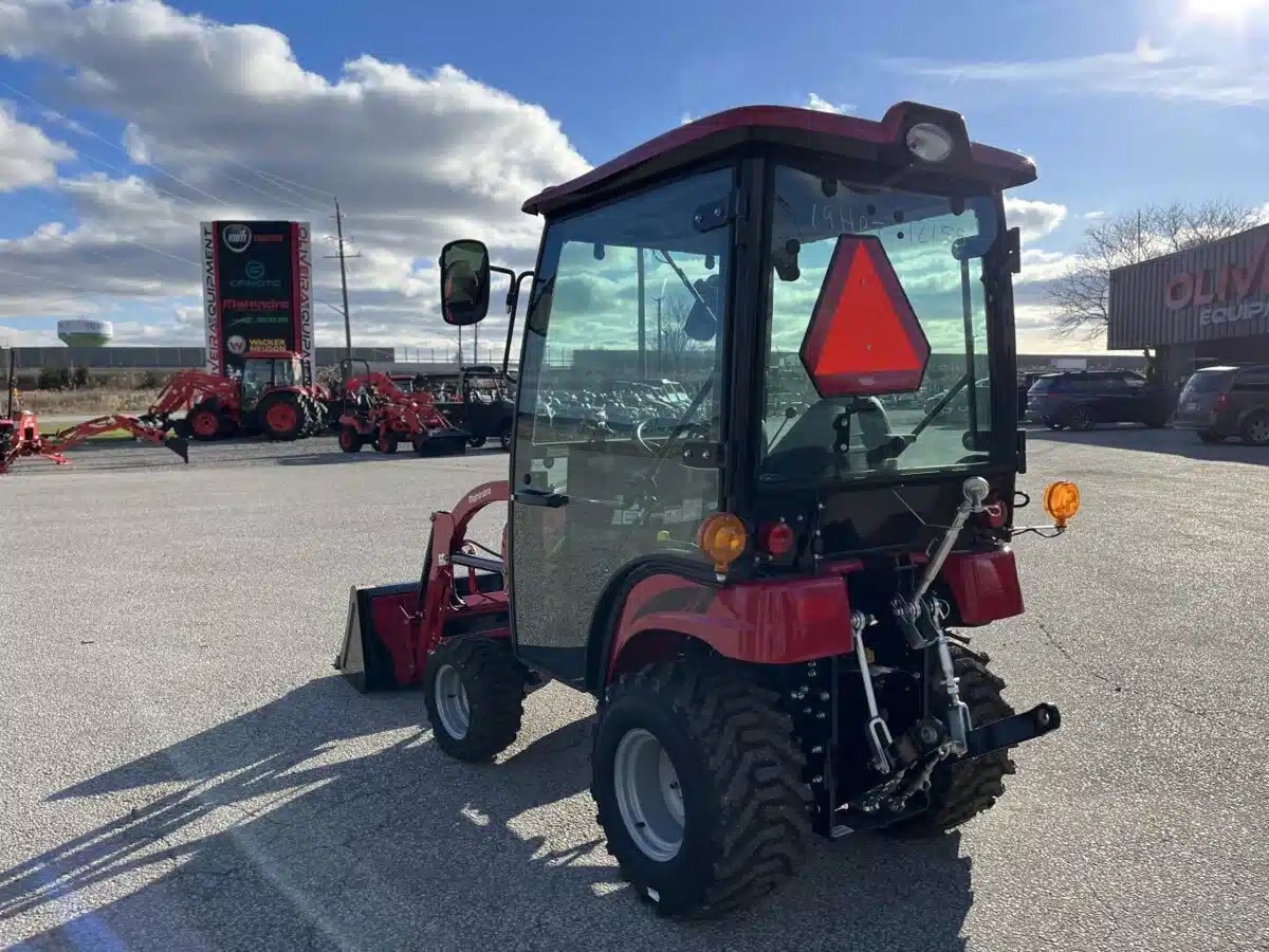 2023 MAHINDRA EMAX20S H CAB INDUSTRIAL TIRES W/LOADER