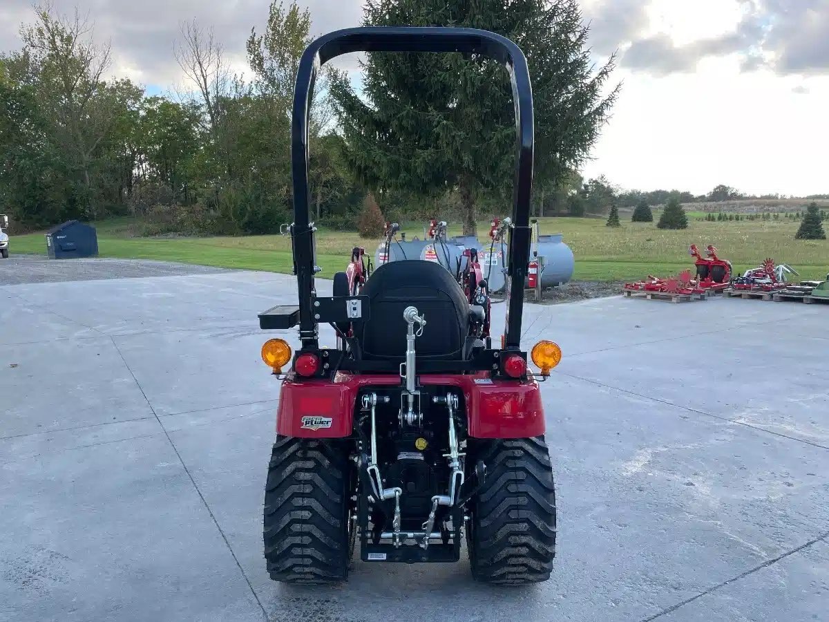 2024 MAHINDRA EMAX20S H IND TIRES W/LOADER