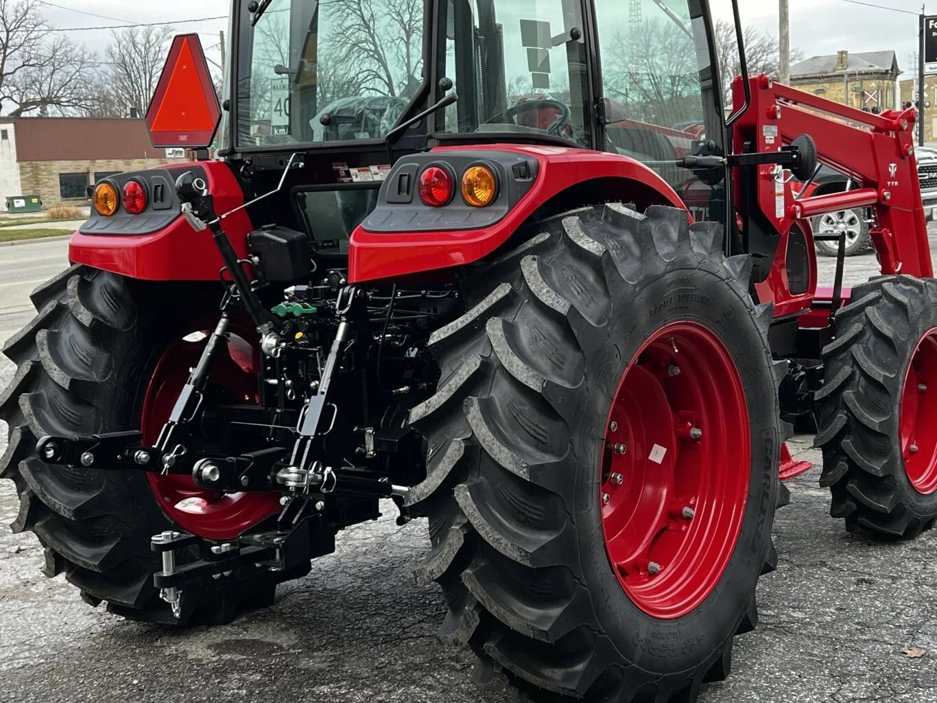 T754PSC WITH LOADER