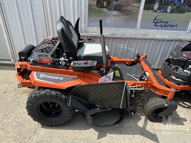 2024 Husqvarna XCITE 350 54IN 24 HP KOHLER