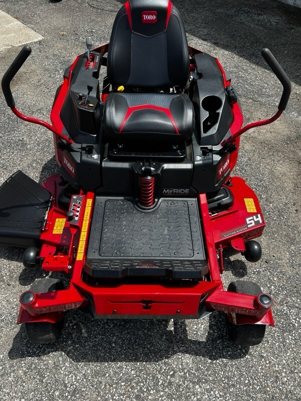 Toro 54 in. (137 cm) TimeCutter® Max MyRide® Zero Turn Mower