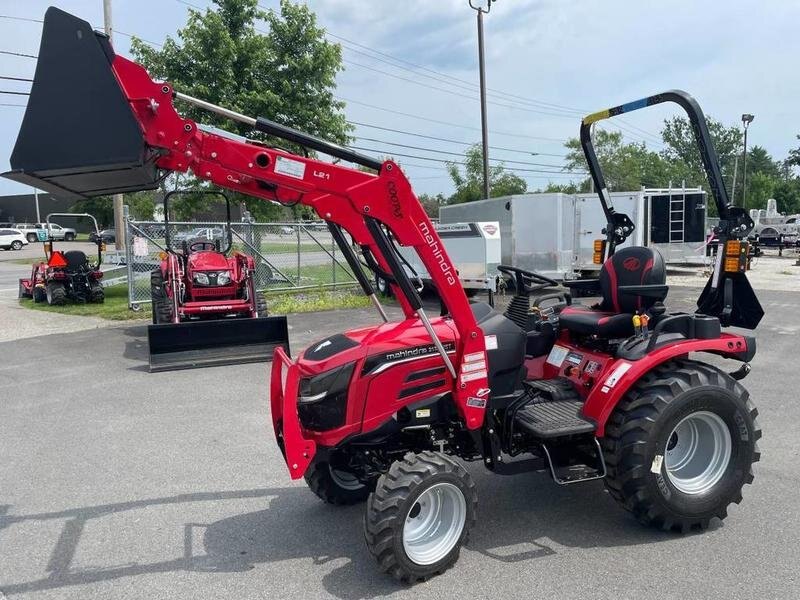 2024 MAHINDRA TR 2123 HST W/IND TIRES LOADER & MOWER