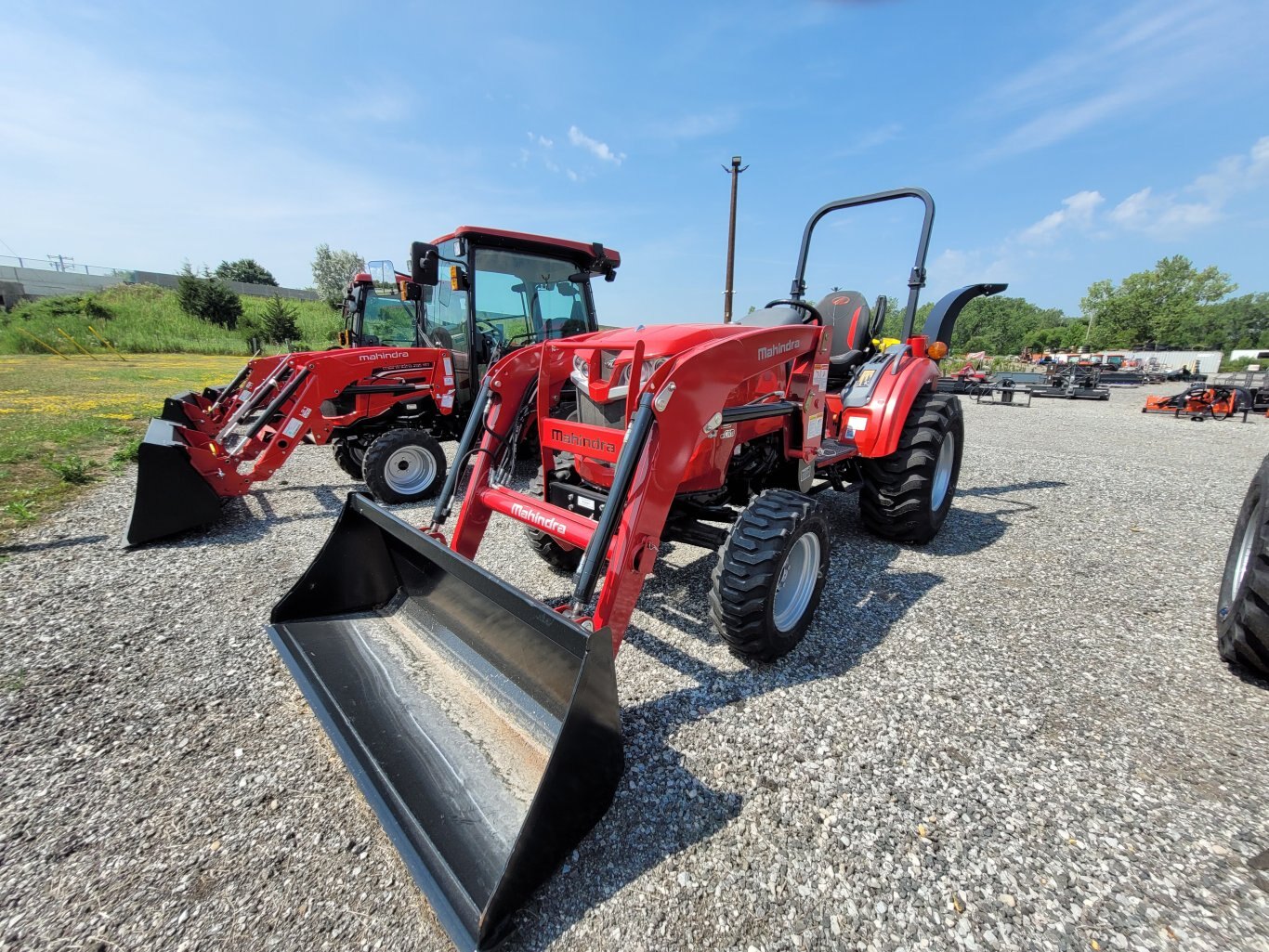2025 MAHINDRA TR 1635 35hp W/ LDR
