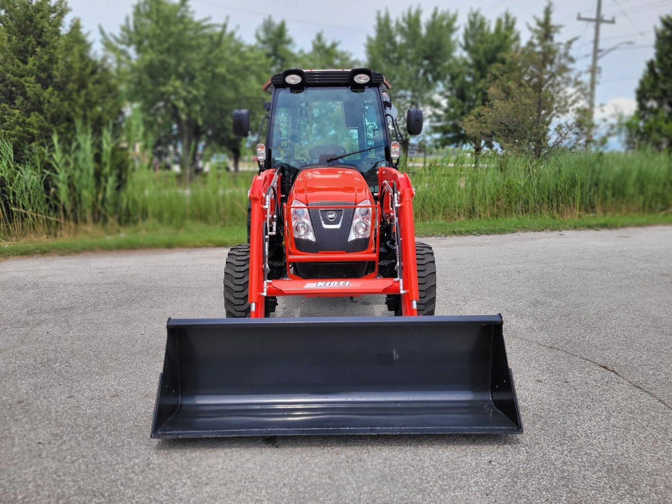 2025 Kioti NS6010 w/ cab & ldr