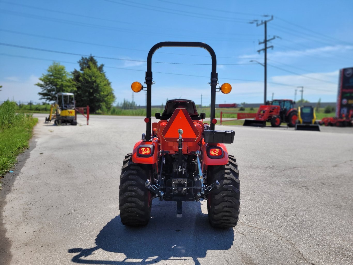 2025 Kioti CX2510 25hp w ldr