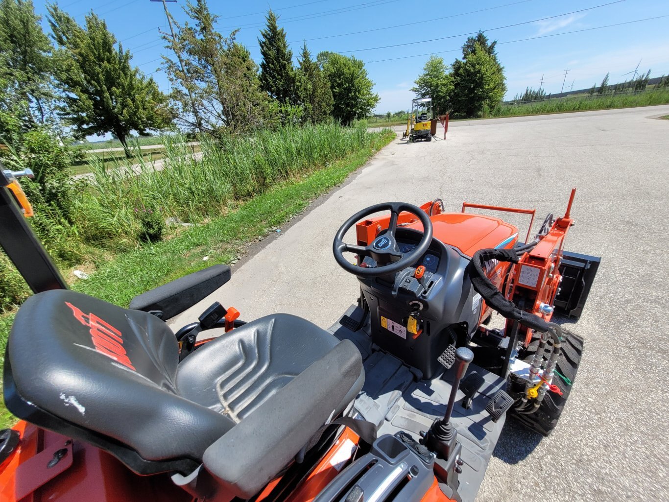 2025 Kioti CX2510 25hp w ldr