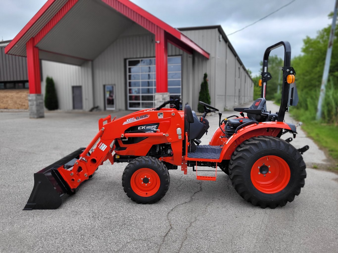2025 Kioti CK3520 SE TR W/ LDR