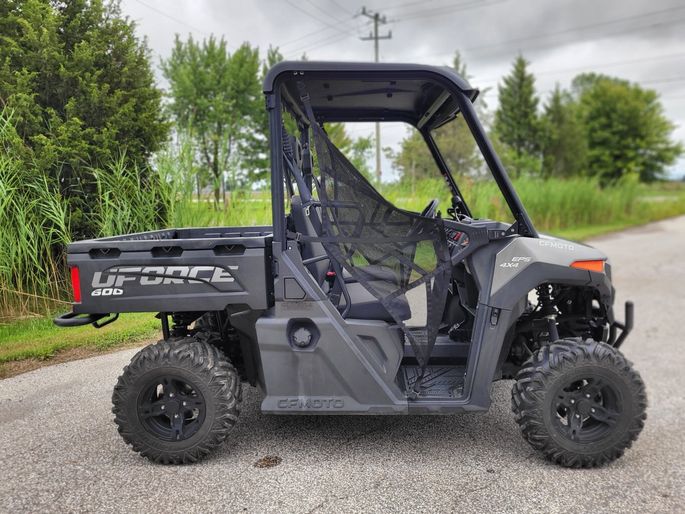 2023 CFMOTO UForce 600 DEMO UNIT