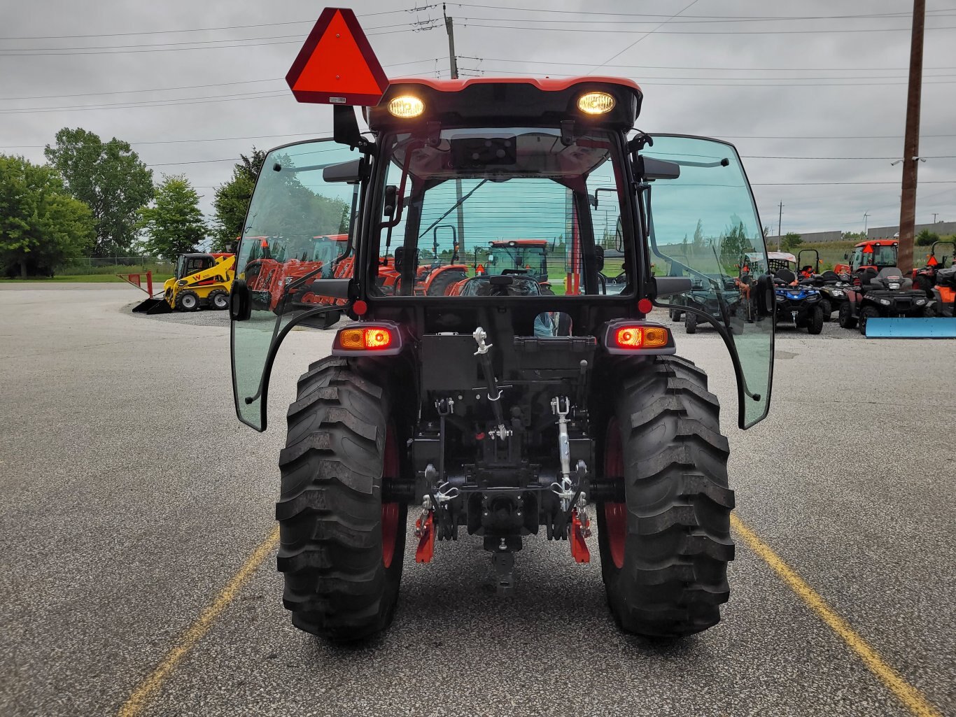 2025 Kioti DK4720SE HST Cab