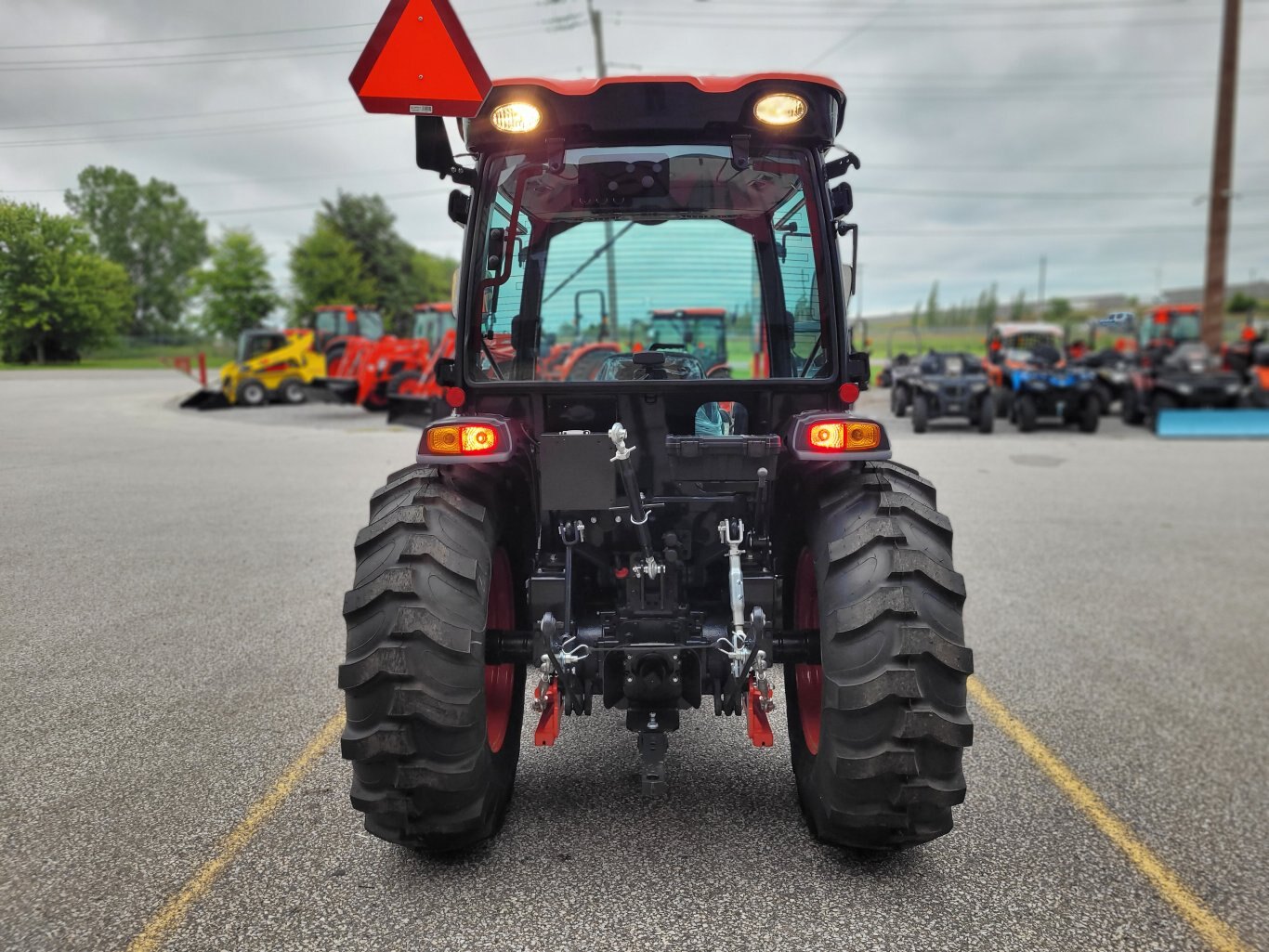 2025 Kioti DK4720SE HST Cab