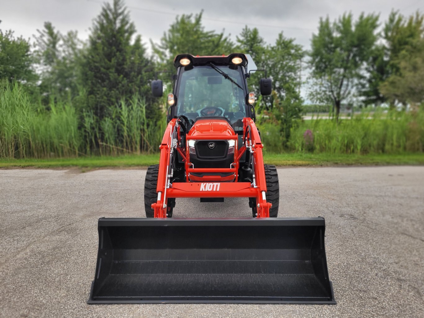 2025 Kioti DK5320HSE W/ Cab & LDR