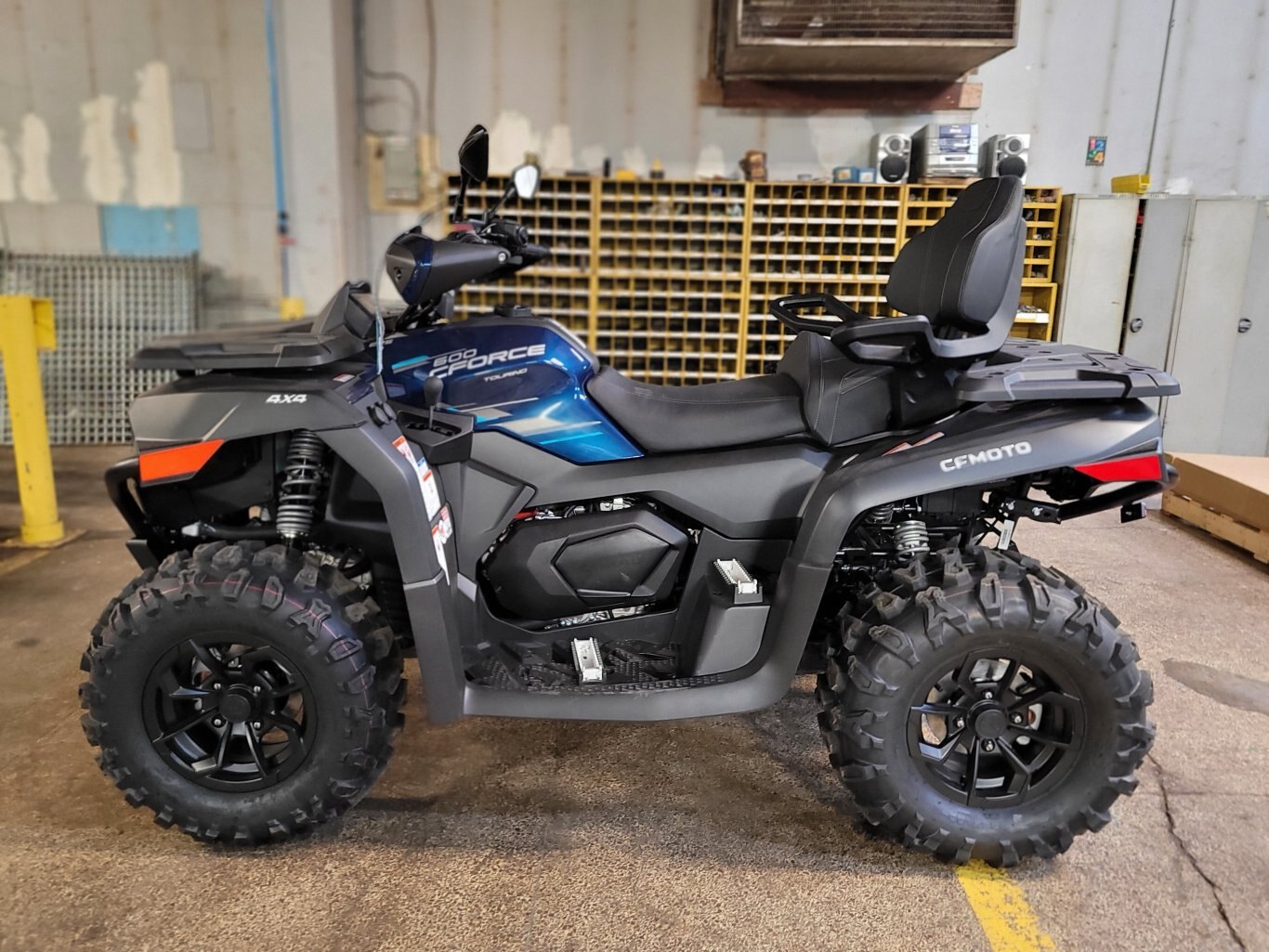 2025 CFMOTO CFORCE 600 TOURING Twilight Blue