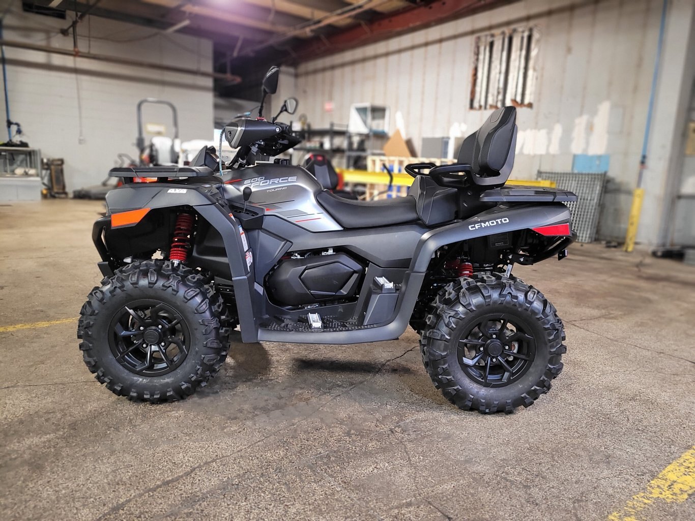 2025 CFMOTO CFORCE 600 TOURING Velocity Gray