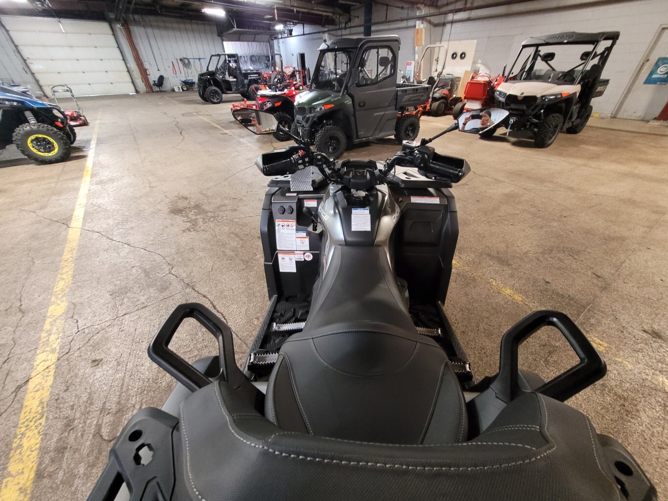 2025 CFMOTO CFORCE 600 TOURING Velocity Gray