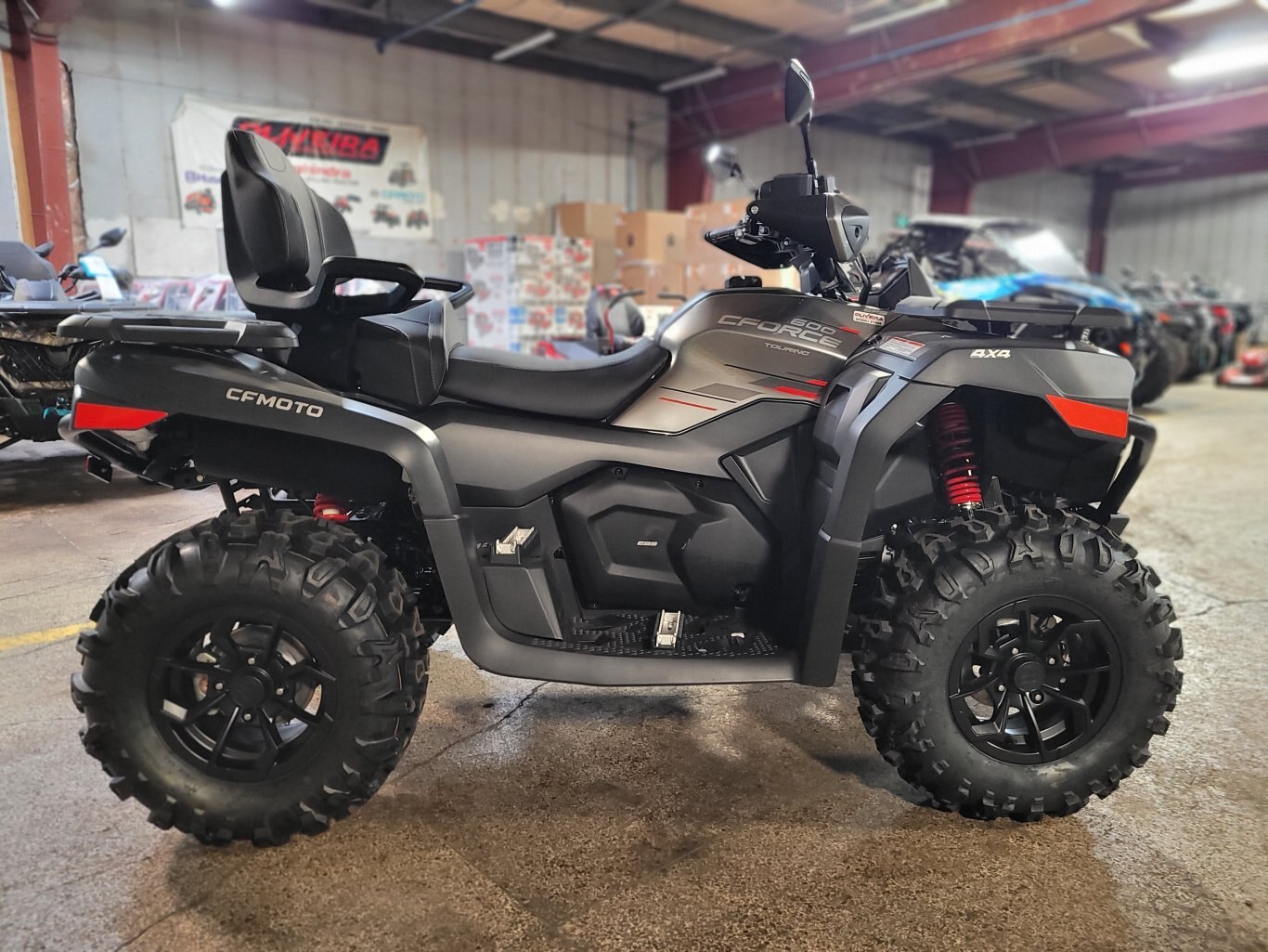 2025 CFMOTO CFORCE 600 TOURING Velocity Gray