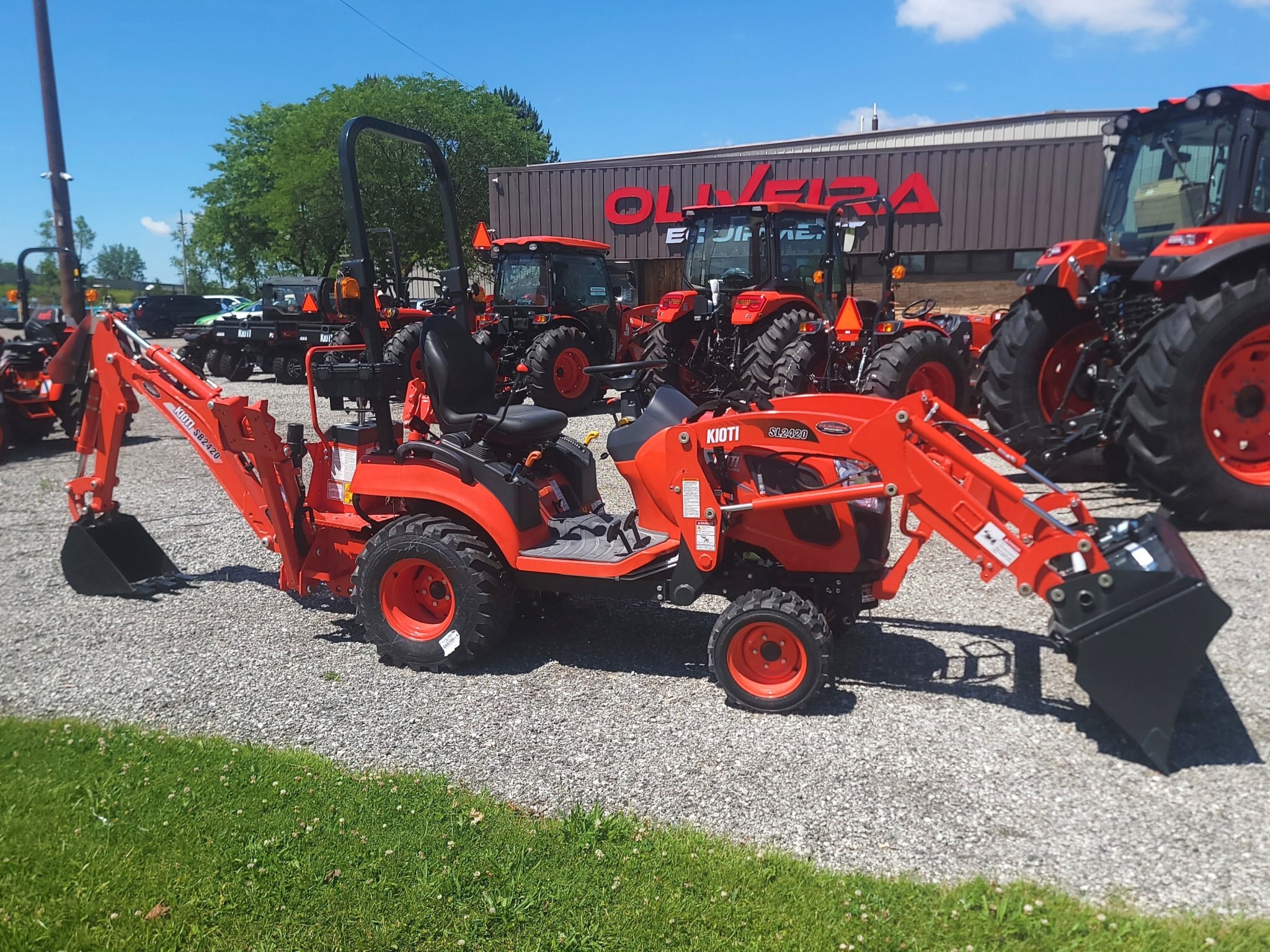 2025 KIOTI CS2220 HST W/ PREINSTALLED SUBFRAME, LOADER, & BACKHOE ...