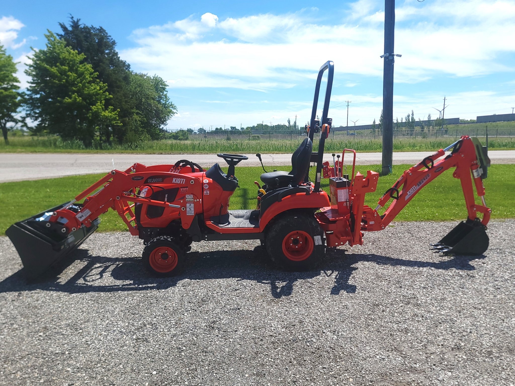2025 KIOTI CS2220 HST W/ PREINSTALLED SUBFRAME, LOADER, & BACKHOE ...