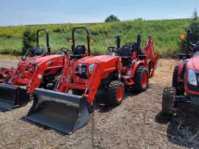 CX2510 HST TRACTOR W/LOADER AND BACKHOE