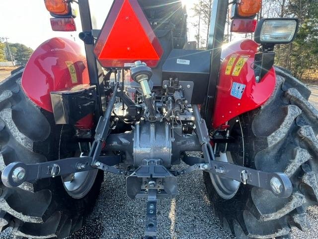 MASSEY FERGUSON 2604H Tractor 45 hp