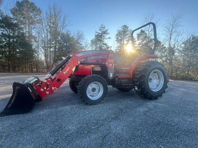 Massey Ferguson MF 2850 E Series Utility Tractors