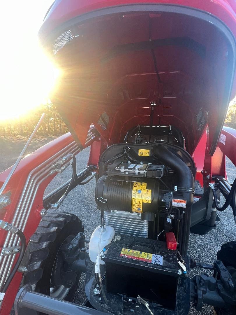 Massey Ferguson MF 2850 E Series Utility Tractors